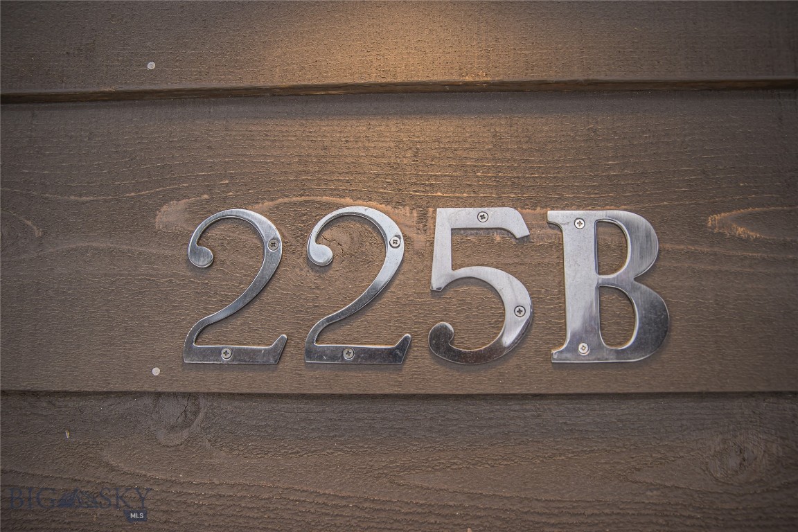 225 Pheasant Tail Ln B
