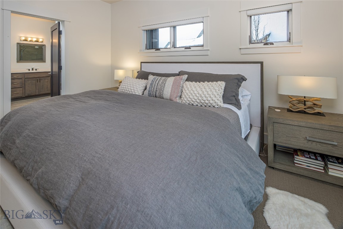 225 Pheasant Tail Ln B