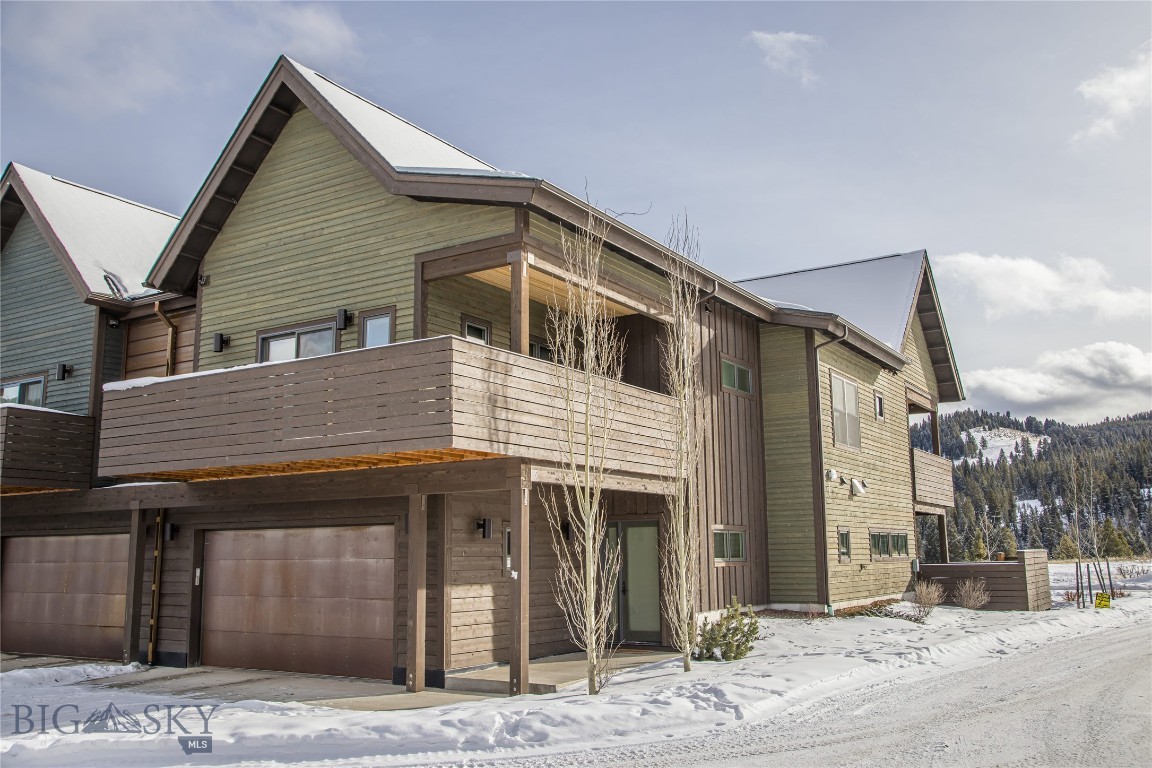 225 Pheasant Tail Ln B