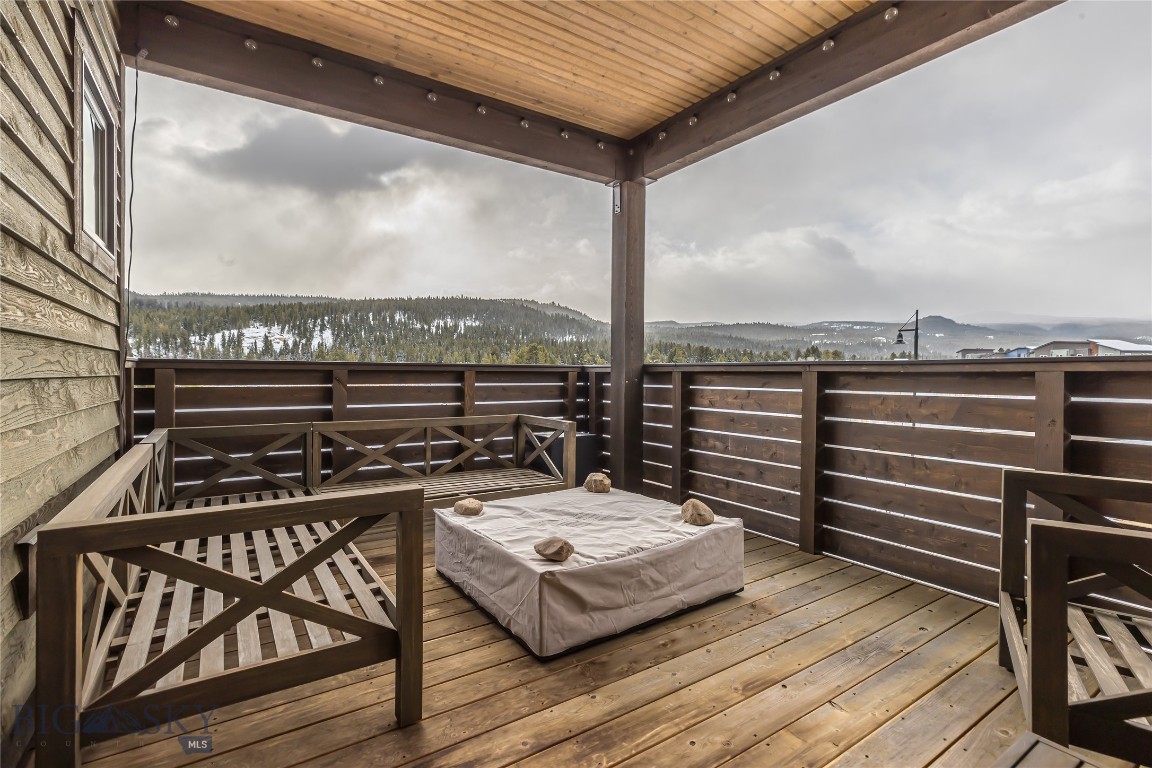 225 Pheasant Tail Ln B