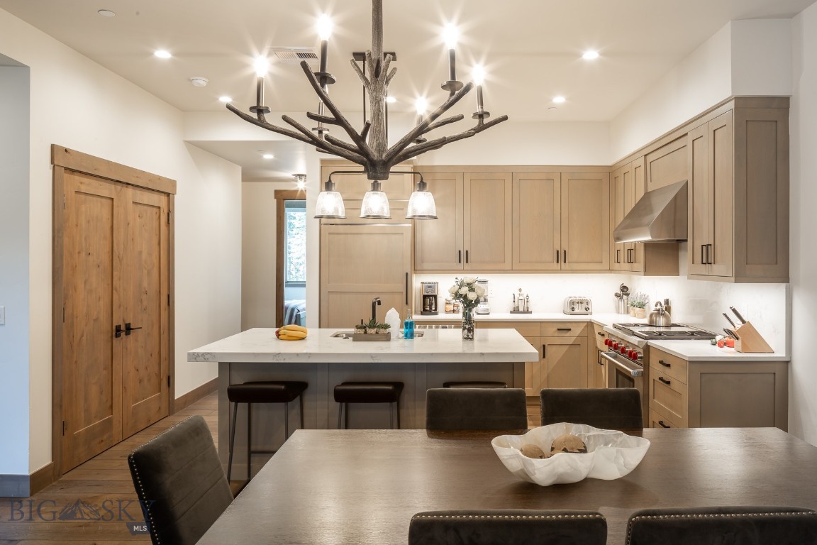 14 Wildwood Road W 3