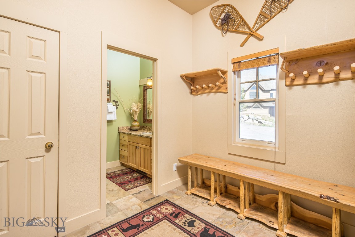 7 Saddle Ridge Road J2