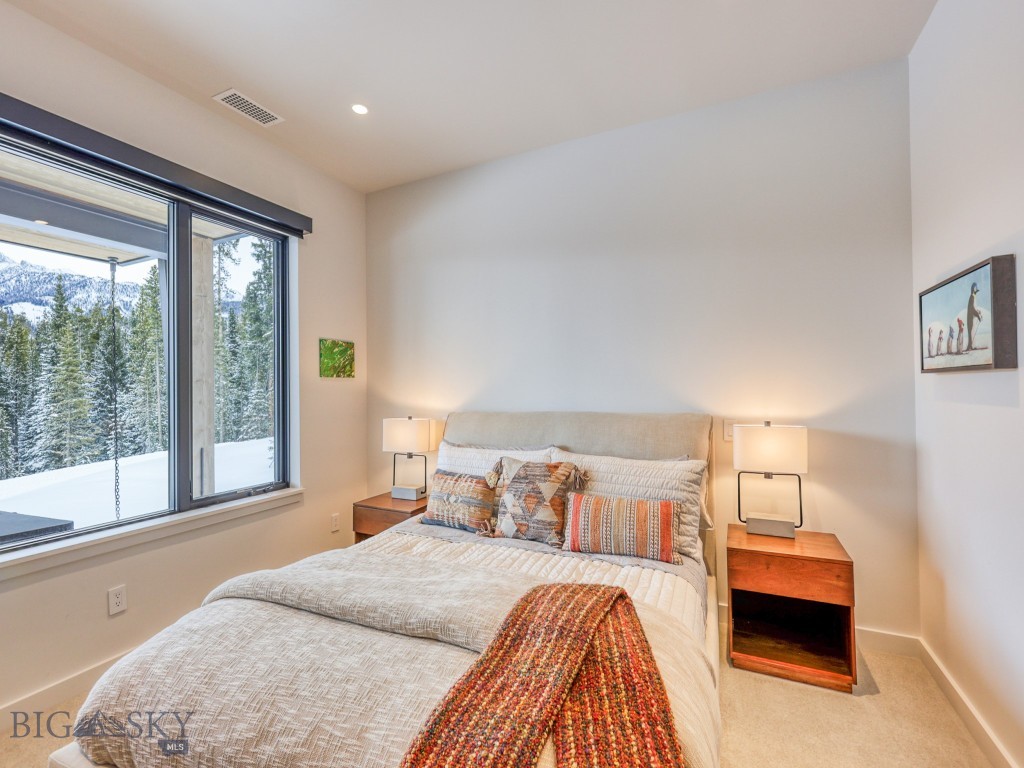 13 Speedwell Drive 5A