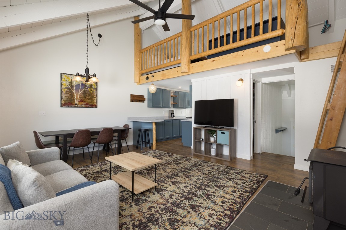 22C Yellowstone Spur Road 22C