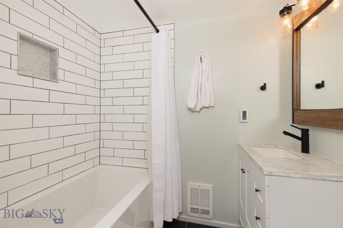 22C Yellowstone Spur Road 22C