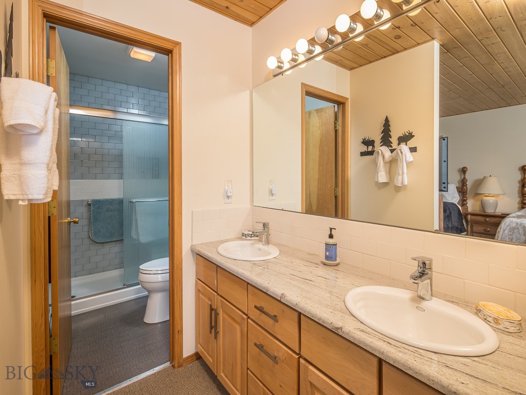 105 Beaverhead Drive 201