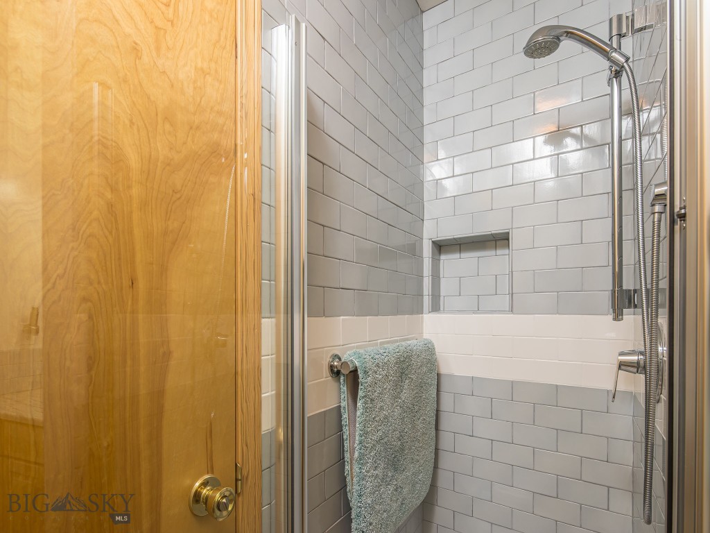 105 Beaverhead Drive 201
