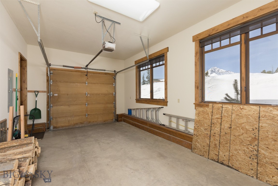 12 Upper Cascade Ridge Road