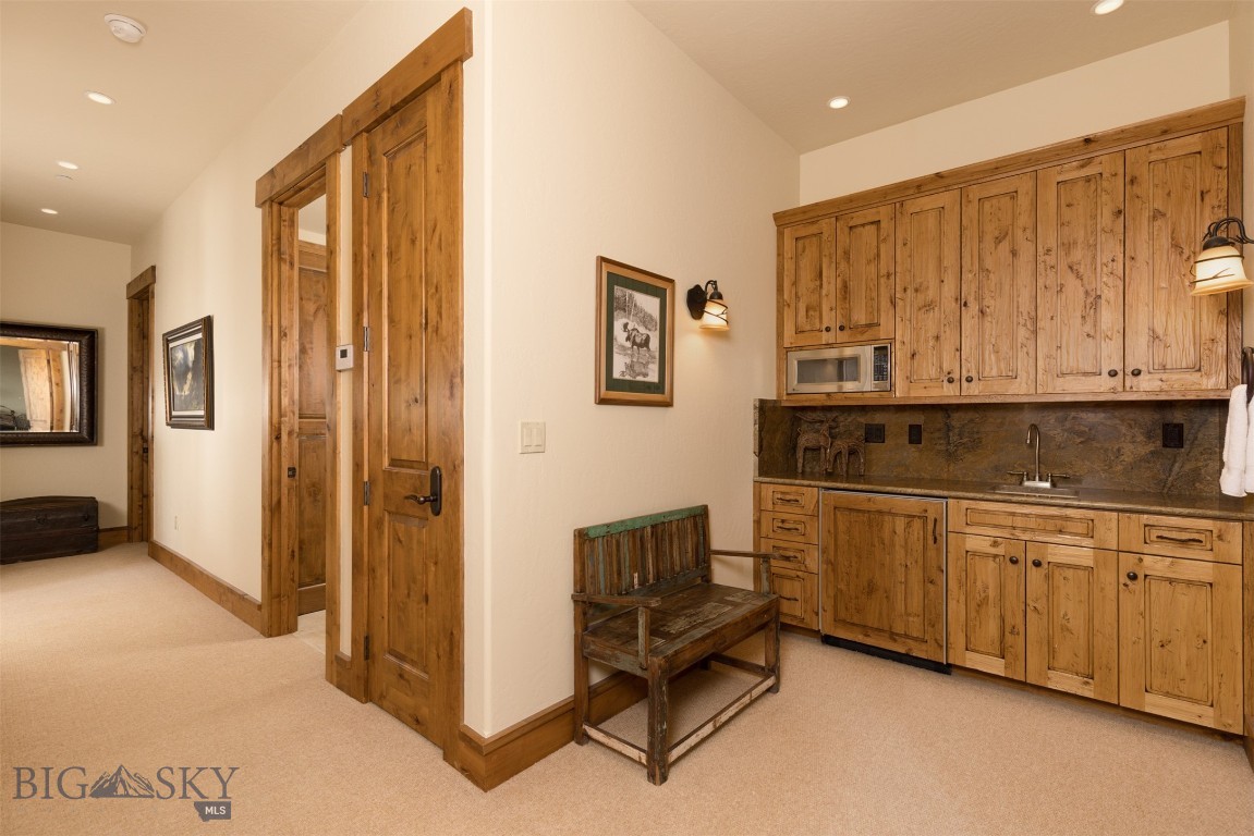 12 Upper Cascade Ridge Road