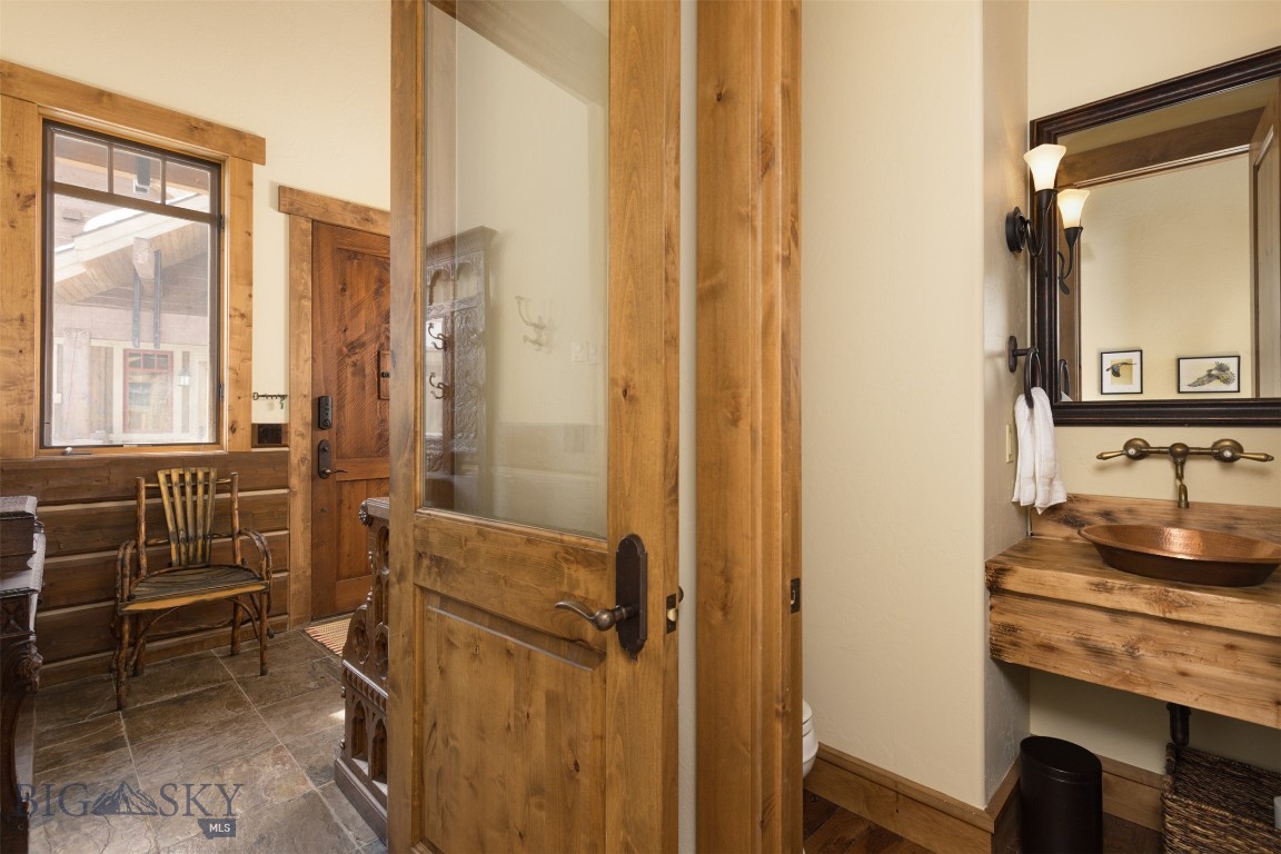 12 Upper Cascade Ridge Road