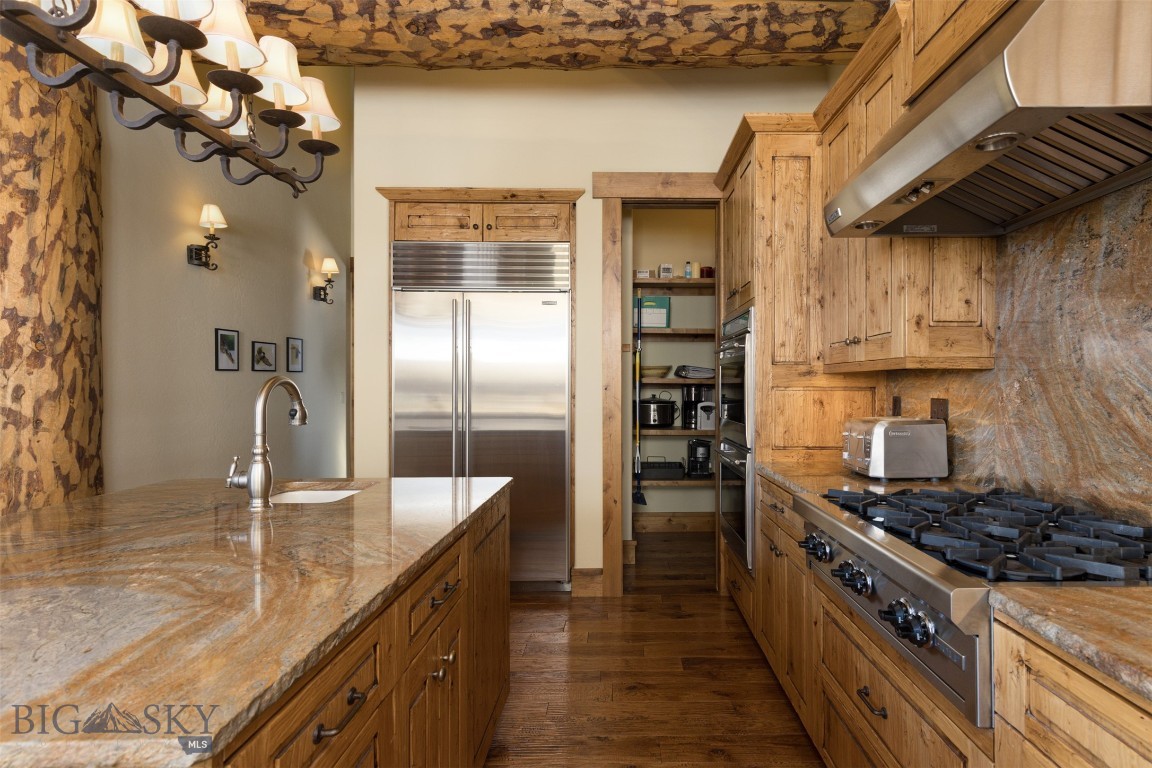 12 Upper Cascade Ridge Road