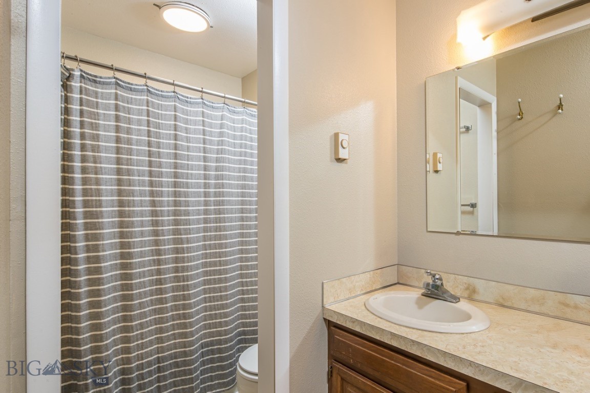 40 Eaglehead Drive