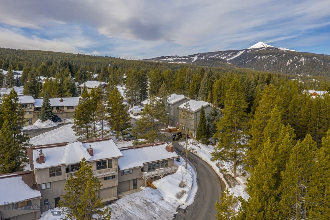 40 Eaglehead Drive