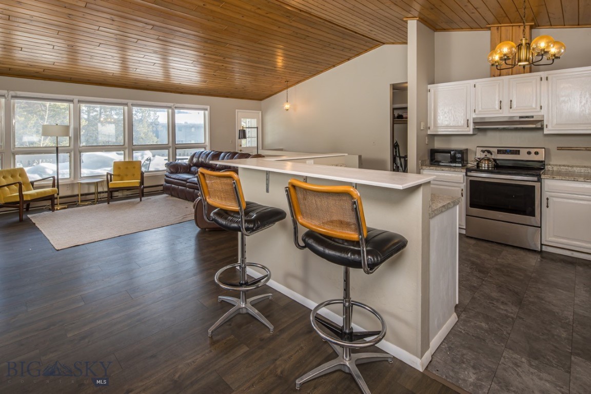 40 Eaglehead Drive