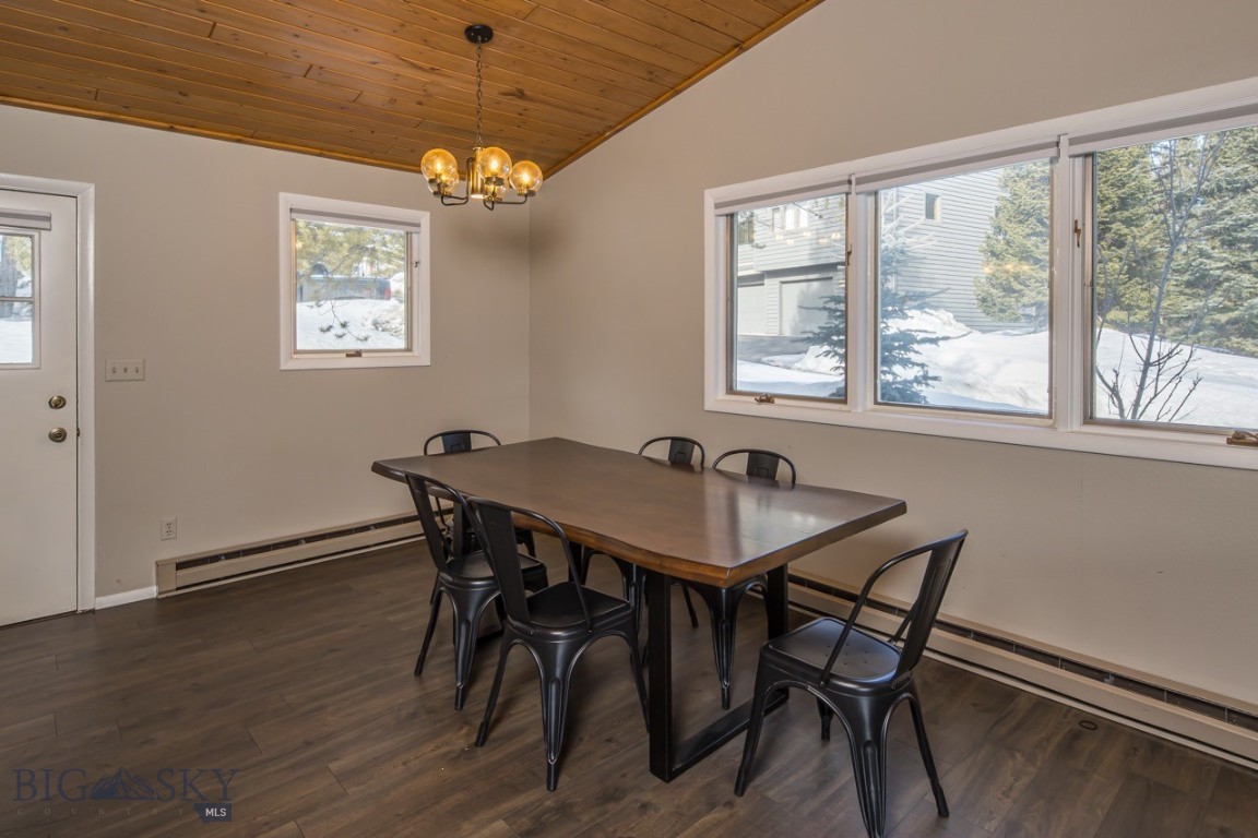 40 Eaglehead Drive