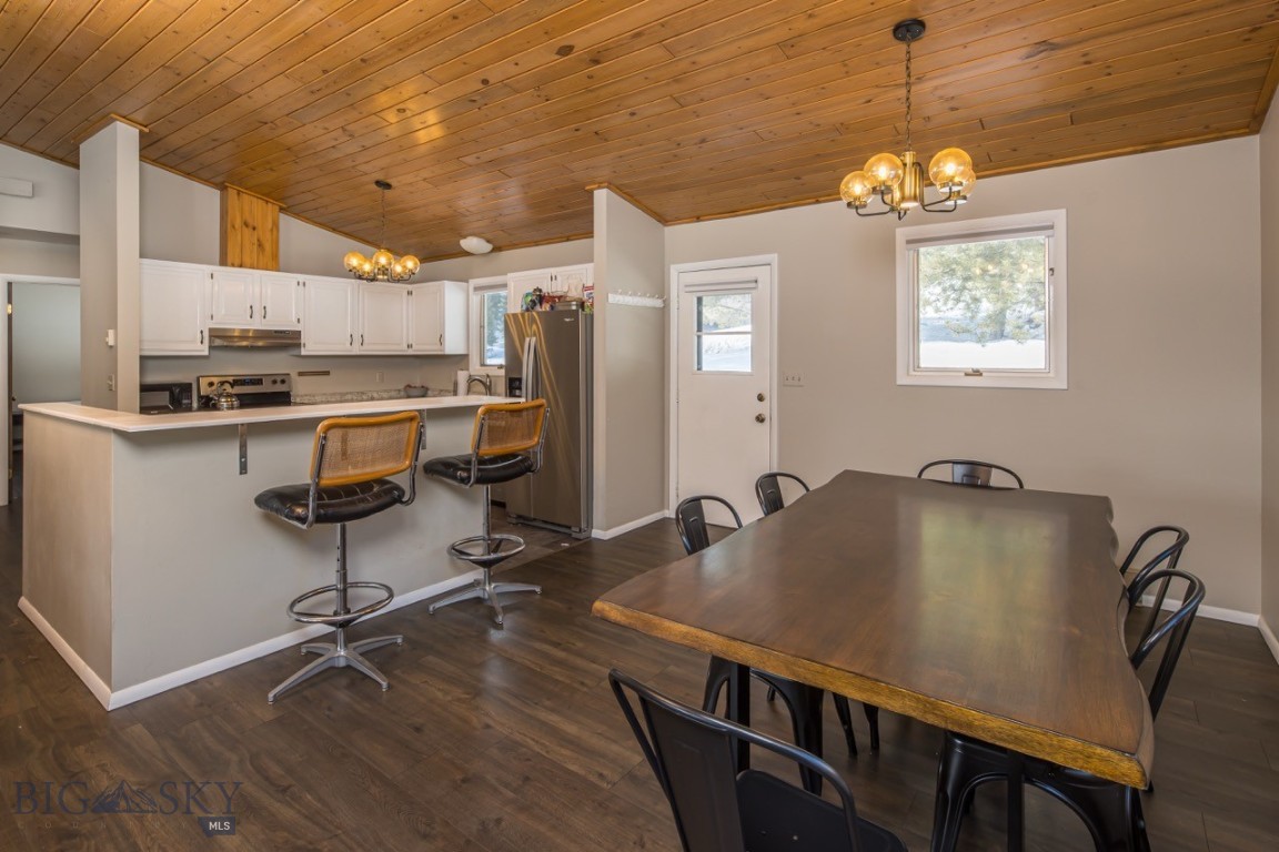 40 Eaglehead Drive