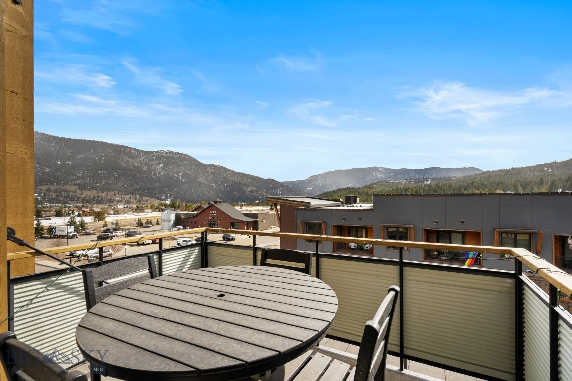 211 Town Center Avenue 3E