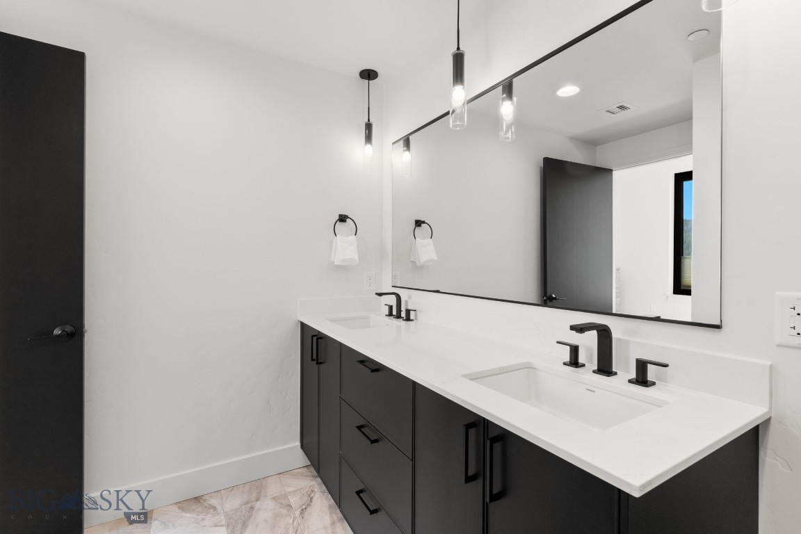 211 Town Center Avenue 3E