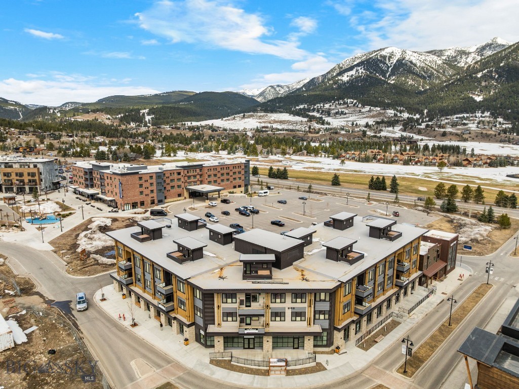 211 Town Center Avenue 3A