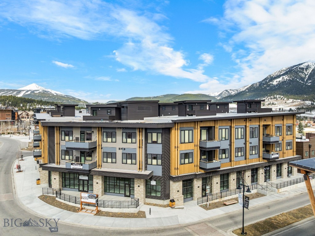 211 Town Center Avenue 3A