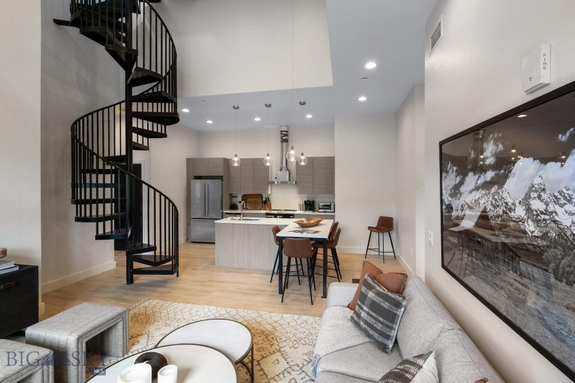 211 Town Center Avenue 3A