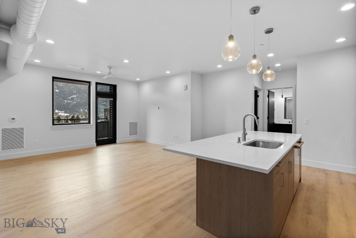 211 Town Center Avenue 2A