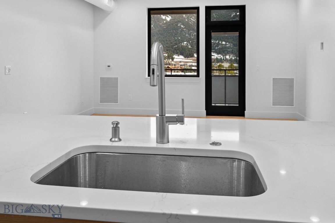 211 Town Center Avenue 2A