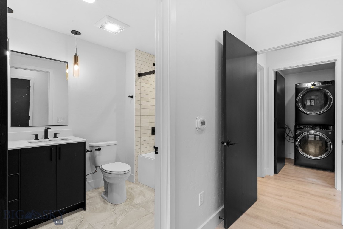 211 Town Center Avenue 2A