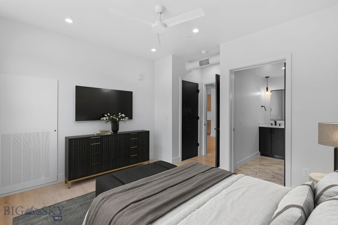 211 Town Center Avenue 2A