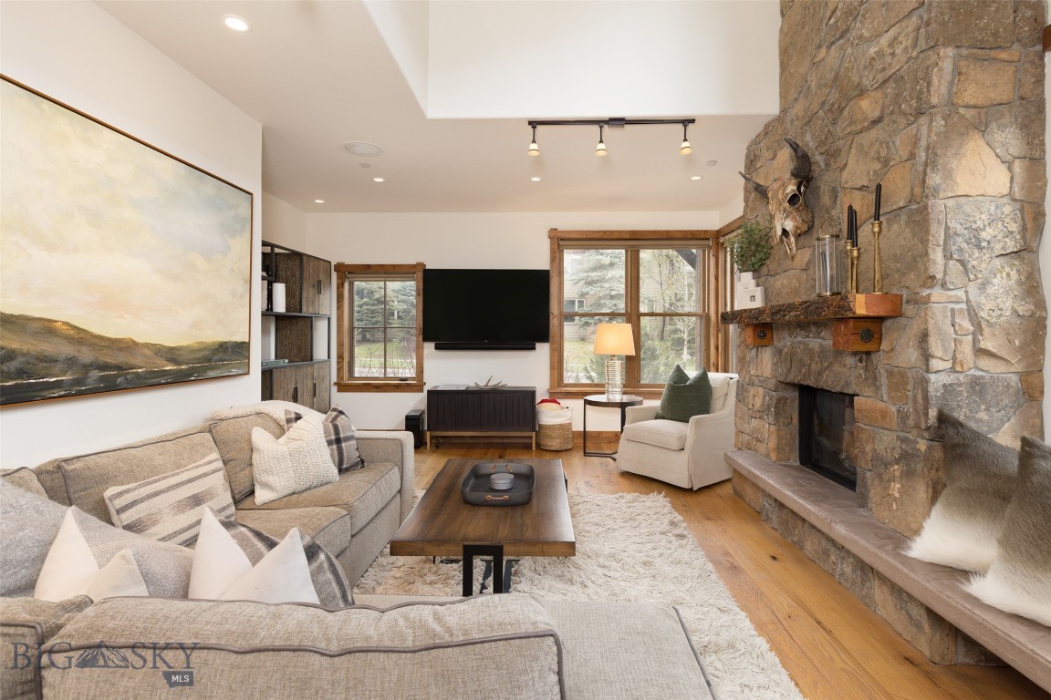 151B Pheasant Tail B