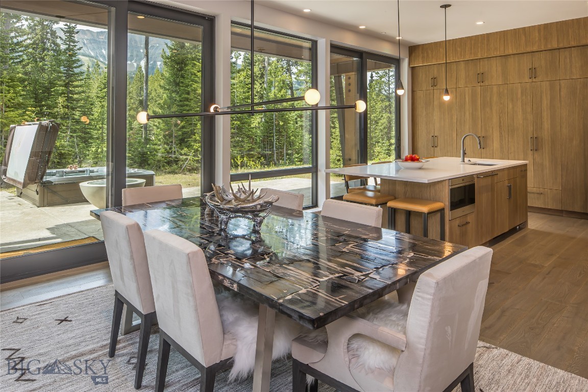 8 Speedwell Drive