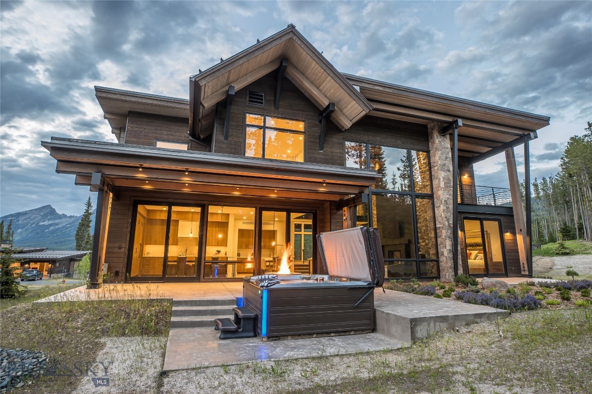 8 Speedwell Drive