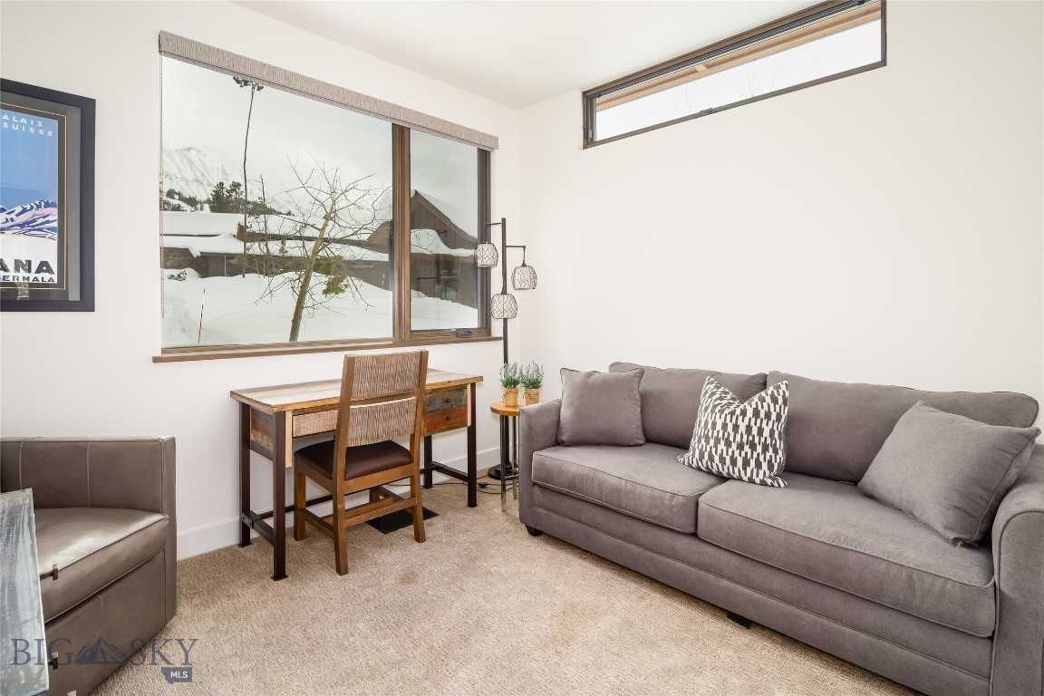 8 Alpine Bend Drive