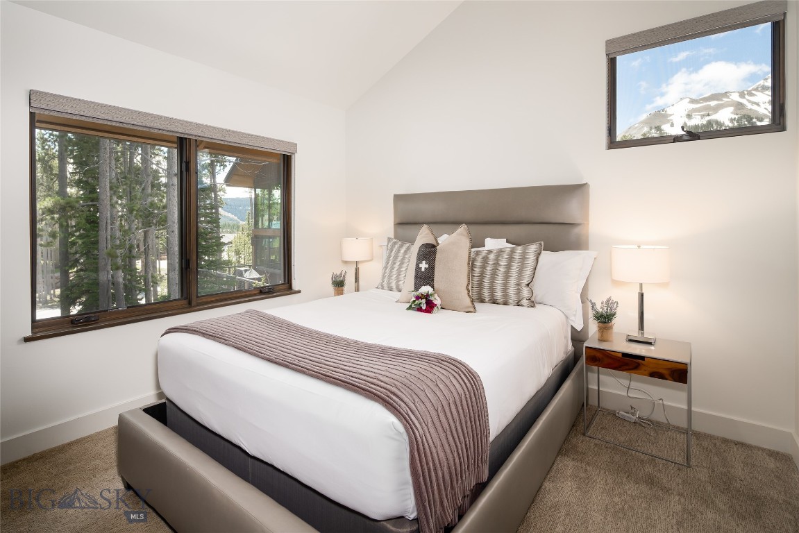 8 Alpine Bend Drive