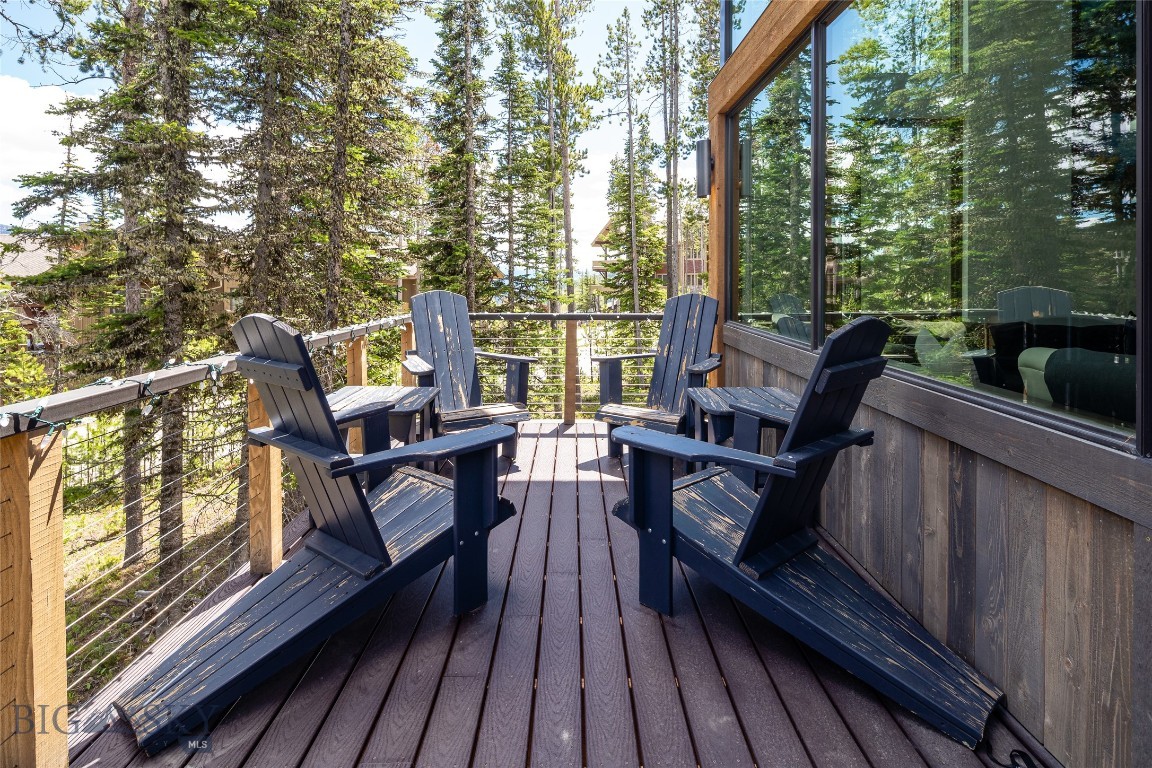 8 Alpine Bend Drive