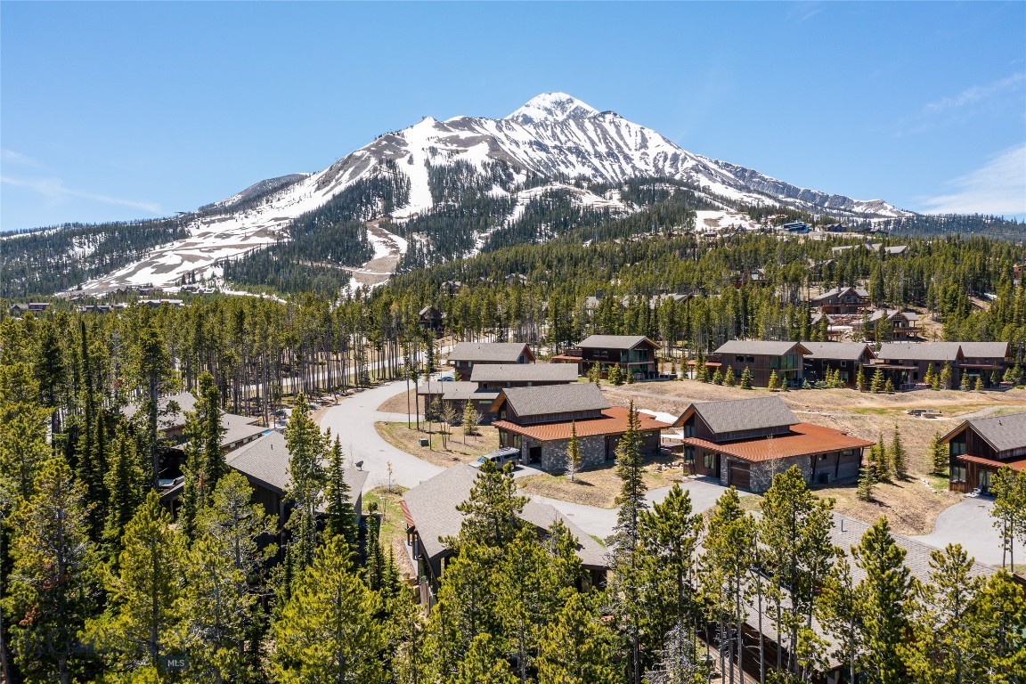 8 Alpine Bend Drive