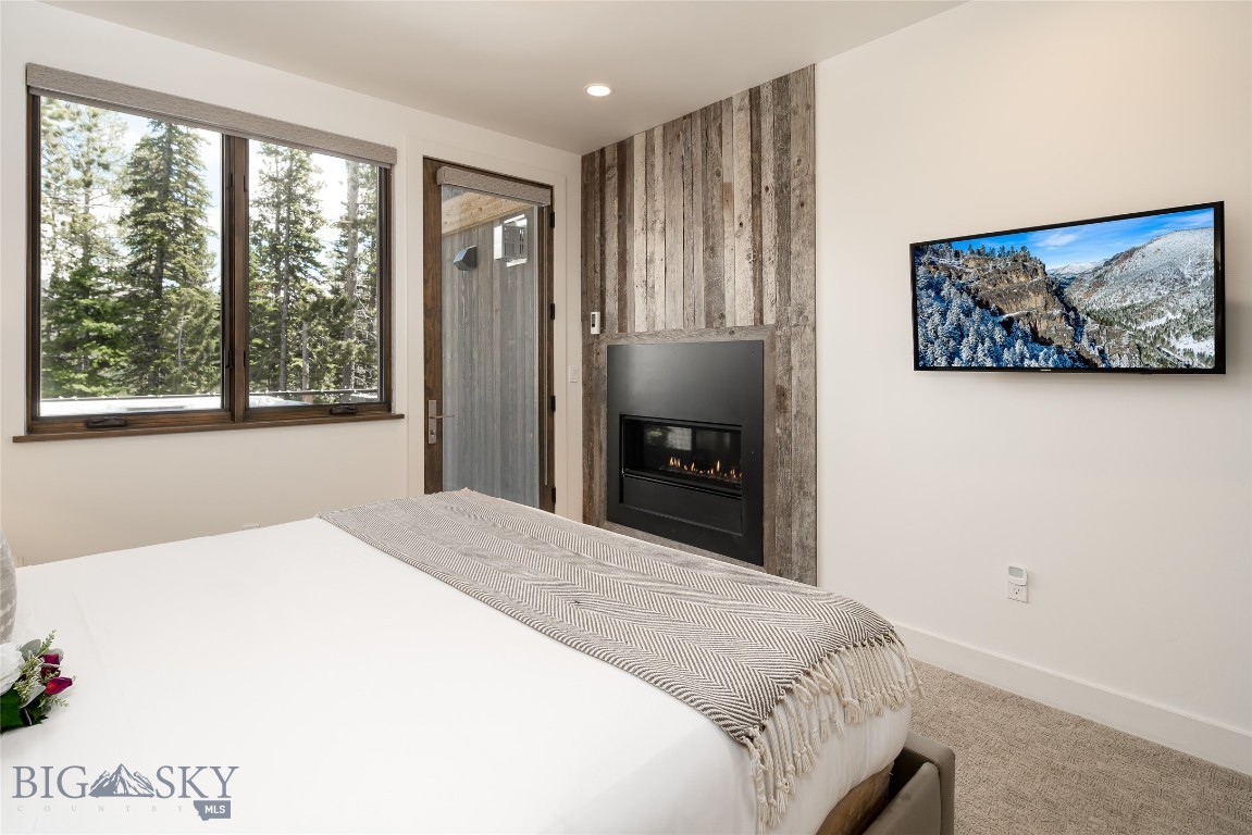 8 Alpine Bend Drive