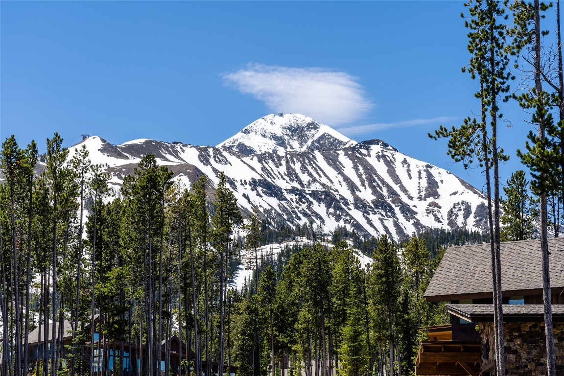 8 Alpine Bend Drive