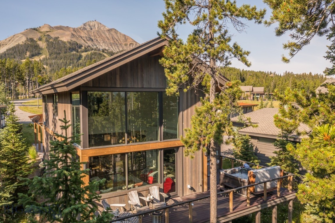 10 Alpine Bend Drive