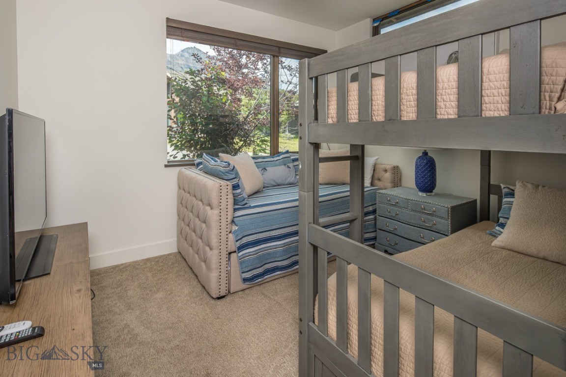 10 Alpine Bend Drive