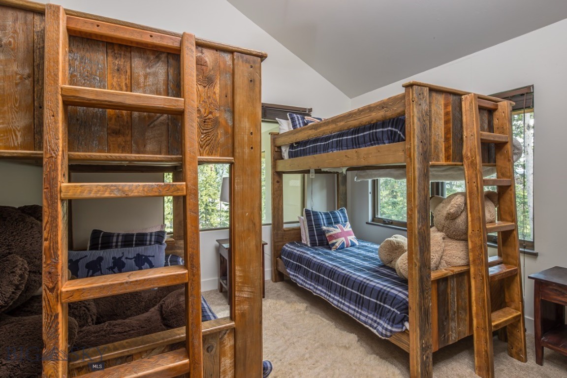 10 Alpine Bend Drive