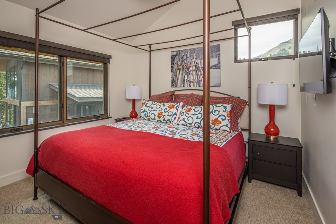 10 Alpine Bend Drive