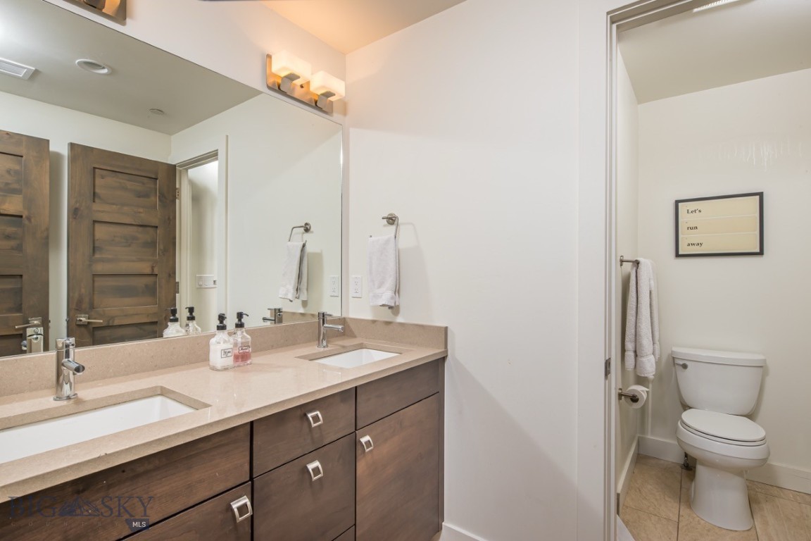 10 Alpine Bend Drive