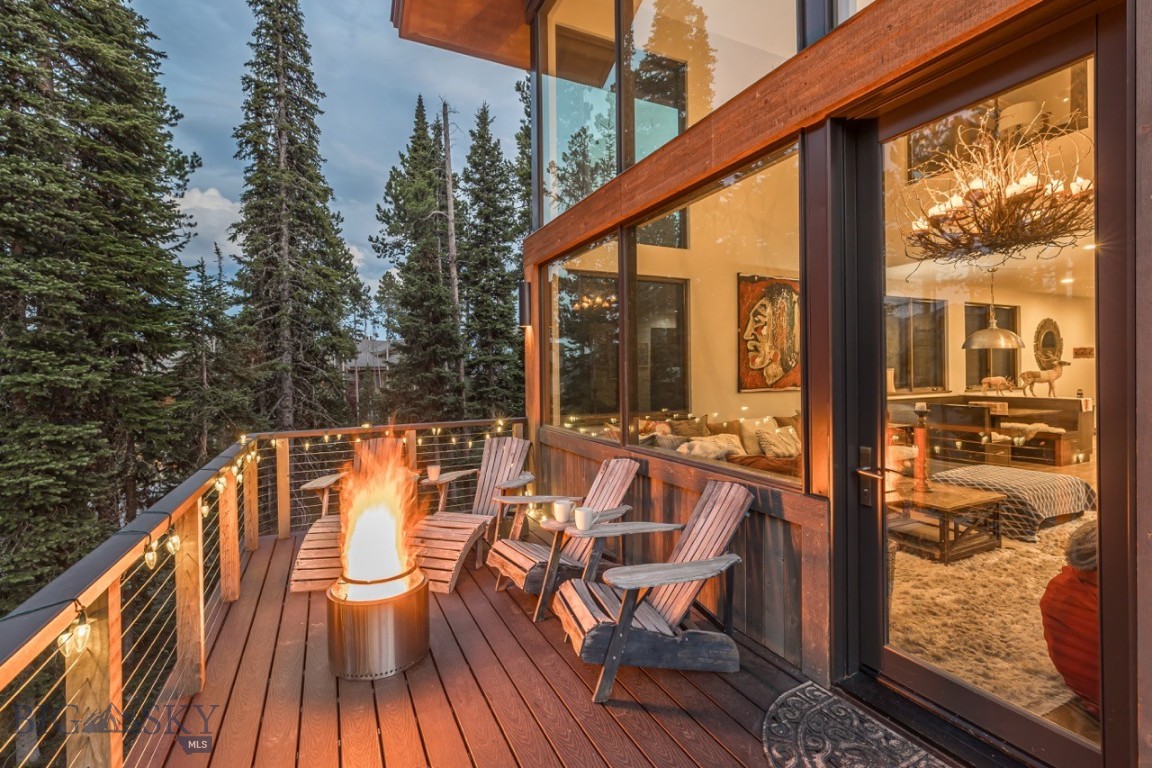 10 Alpine Bend Drive