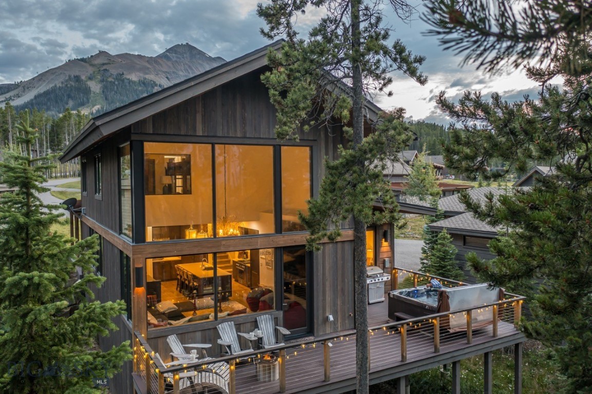 10 Alpine Bend Drive