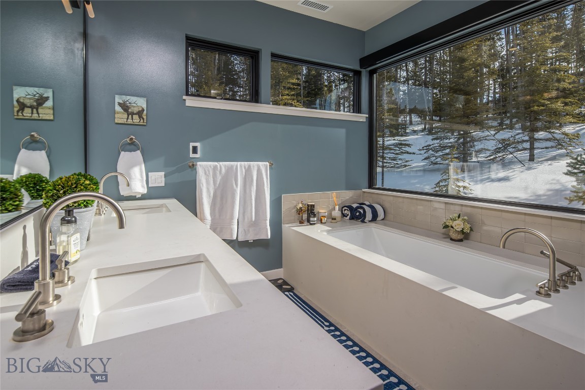 16 Speedwell Drive 7C