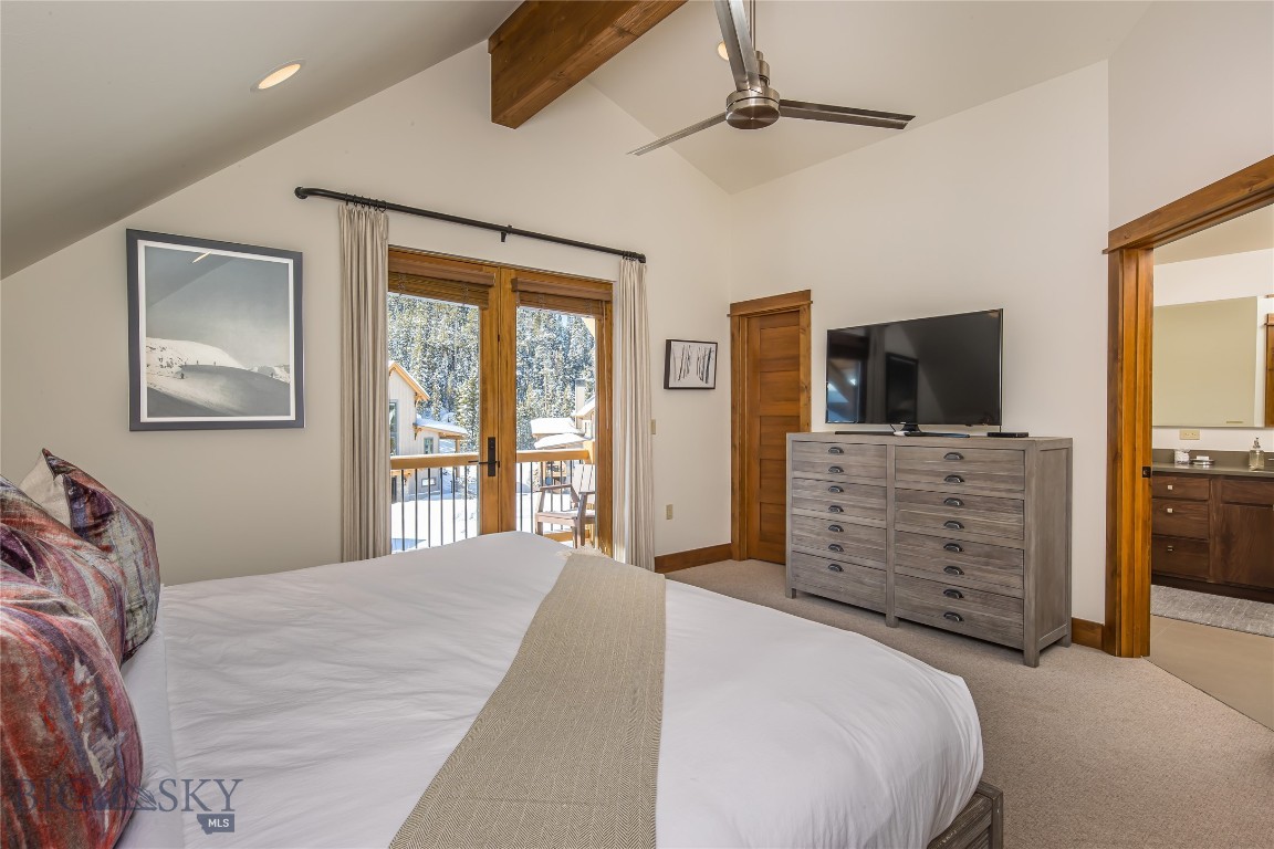 18 Claim Jumper Road