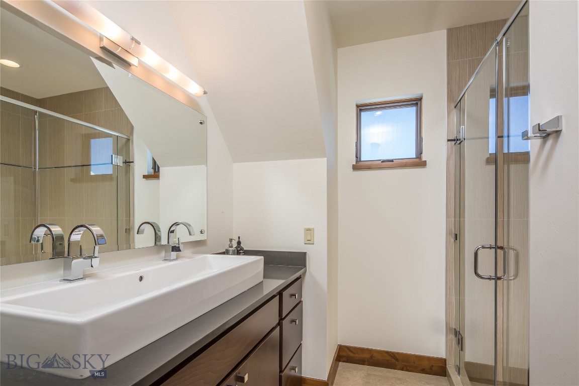 18 Claim Jumper Road