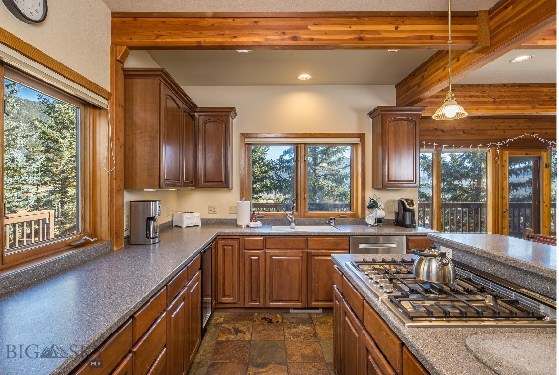 372 Chief Joseph Trail