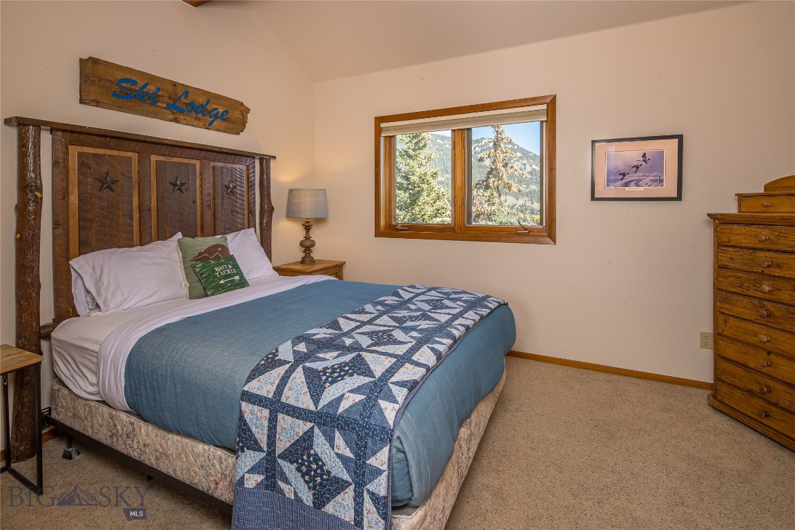 372 Chief Joseph Trail